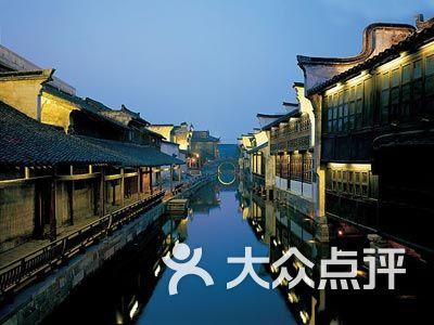 阴森的郊区